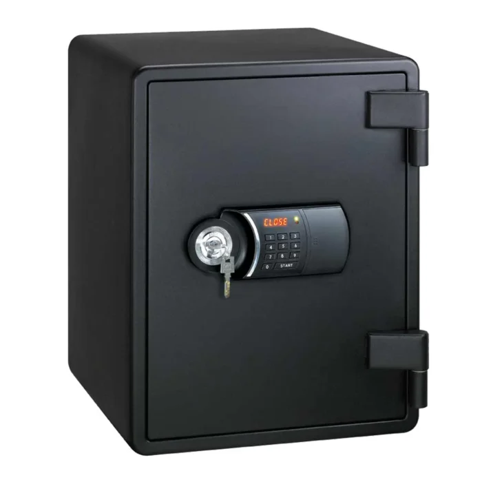 خزنة Eagle YES31DK-B مقاومة للحريق بقفل رقمي + مفتاح، لون أسود – Safe World UAE أبوظبي